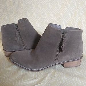 Blondo Waterproof Booties 11W
